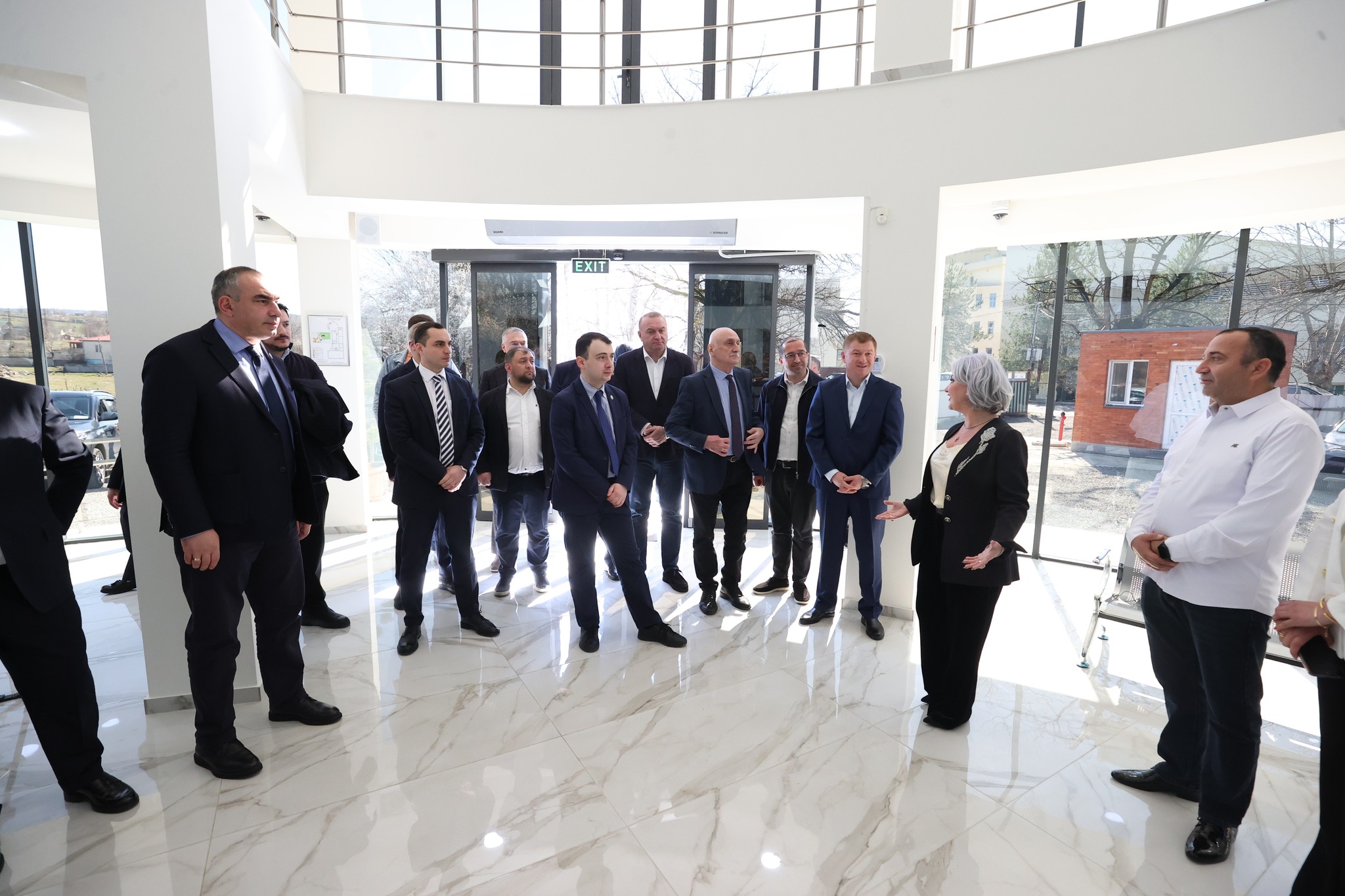 საქართველოს პარლამენტის განათლების, მეცნიერებისა და ახალგაზრდულ საქმეთა კომიტეტის წევრების  გასვლითი კომიტეტის სხდომა BTA- საჩხერის განყოფილებაში