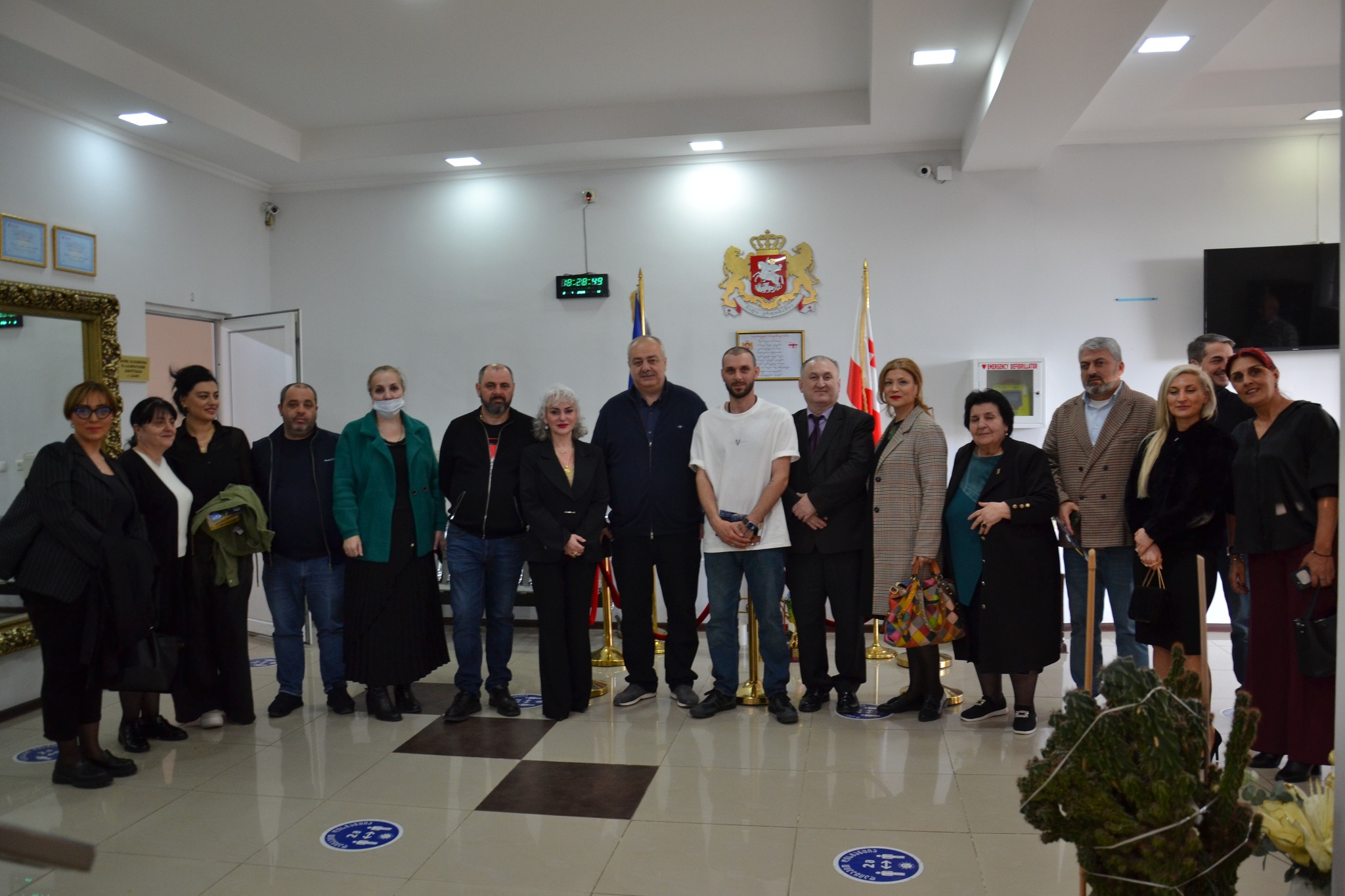 აკადემიამ ნაძალადევის მაჟორიტარ დეპუტატსა და სამოქალაქო საბჭოს წევრებს უმასპინძლა