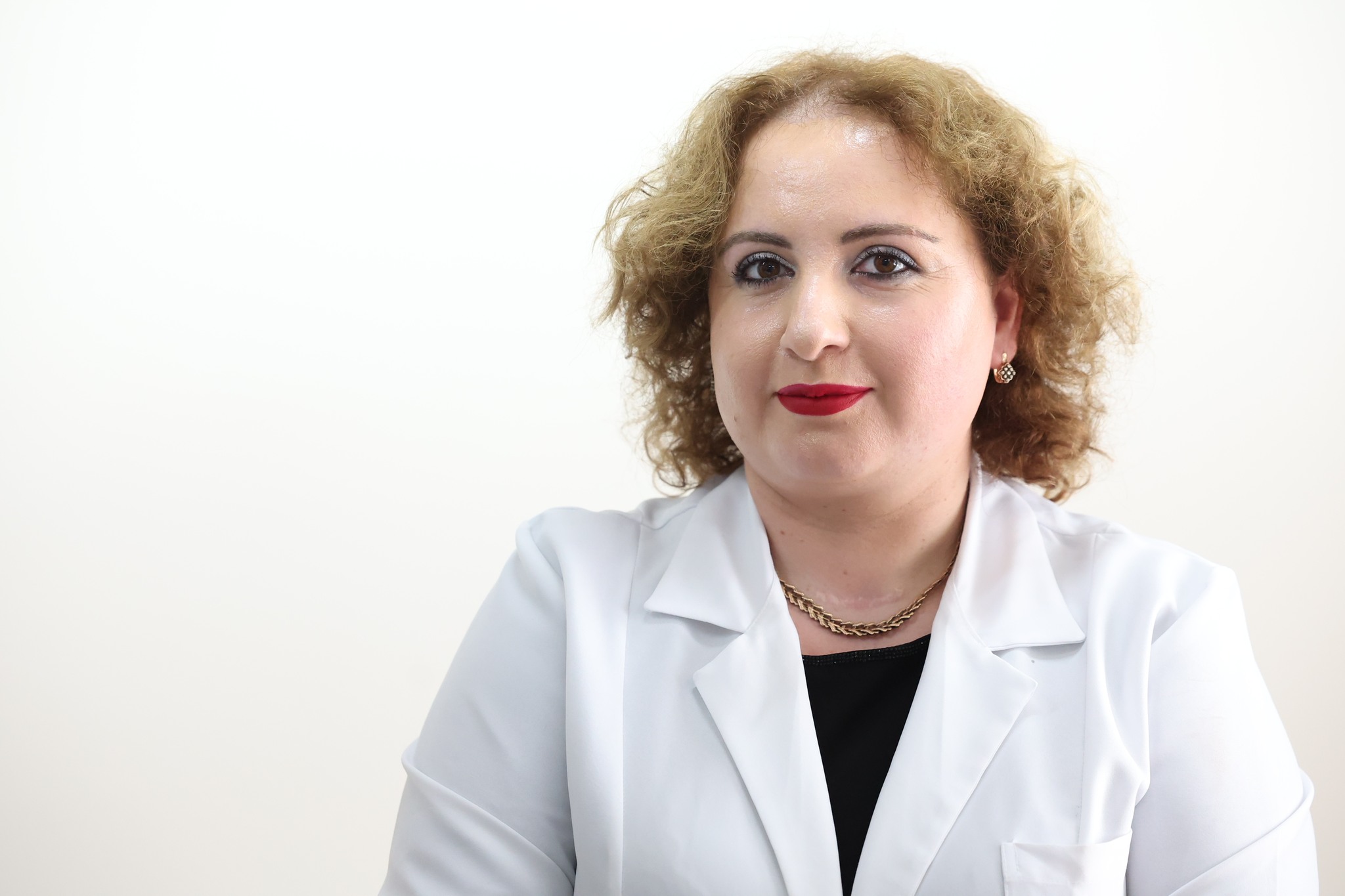 საქართველოს განათლების, მეცნიერებისა და ახალგაზრდობის მინისტრი გივი მიქანაძე საჩხერეში ბიზნესისა და ტექნოლოგიების აკადემიას ეწვია