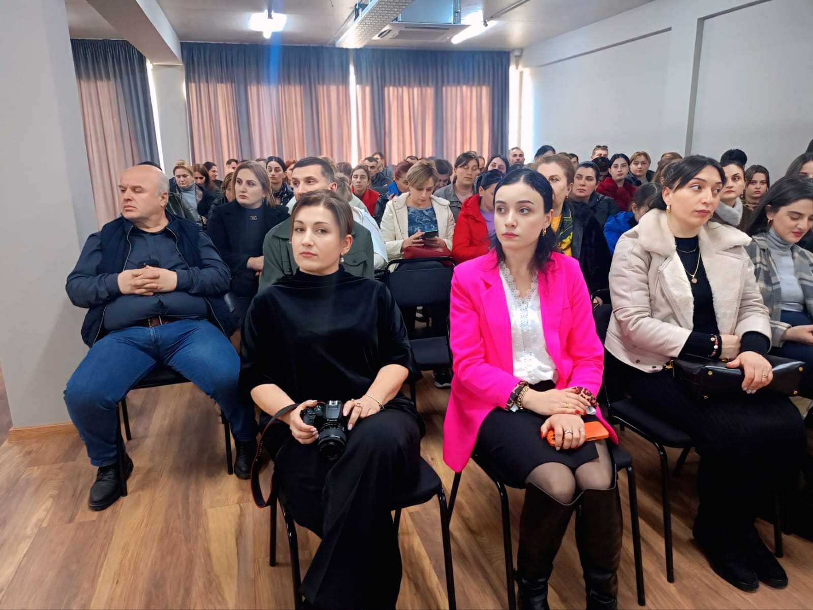 სიცოცხლის გადასარჩენად უნიკალური თანამედროვე დეფიბრილატორი უკვე საჩხერის ფილიალშიც