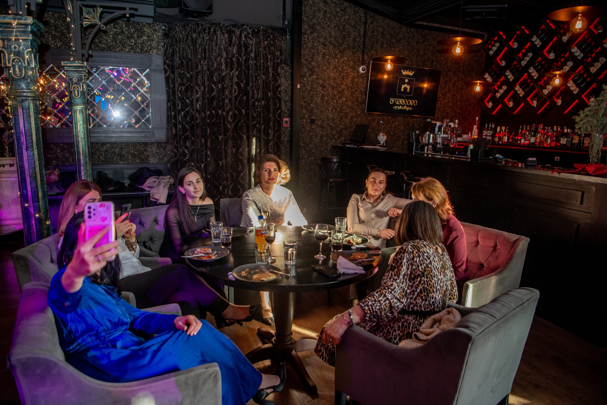 საშობაო კარნავალი რესტორან "თავადურში"